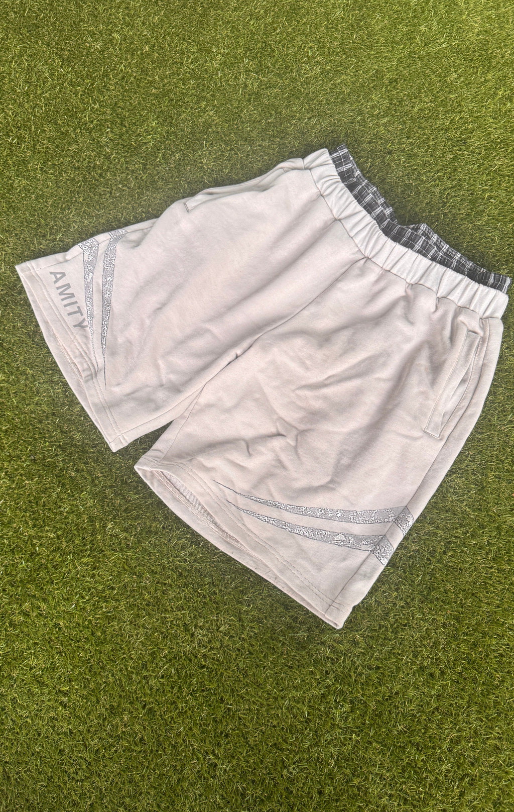 AMITY GRAY SWEATSHORT “Gray Marble”